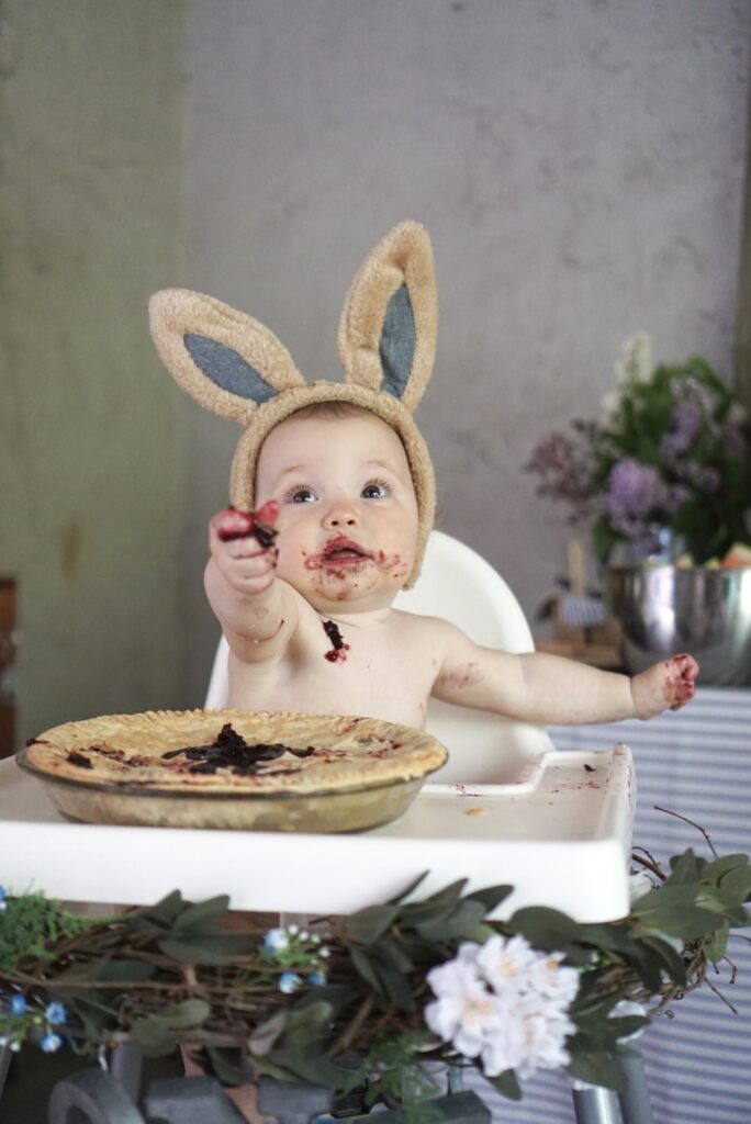 Peter Rabbit first birthday party blueberry pie smash