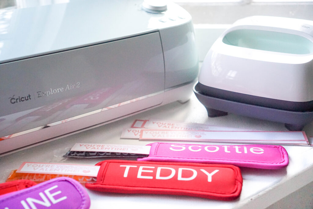 freeze pop holder valentines with cricut machine and heat press