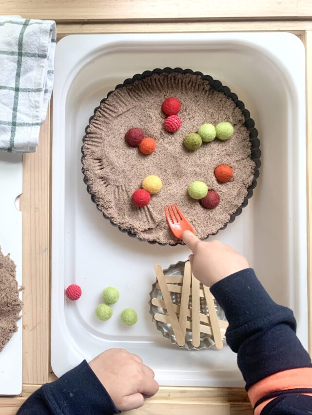 Kinetic Sand Apple Pie