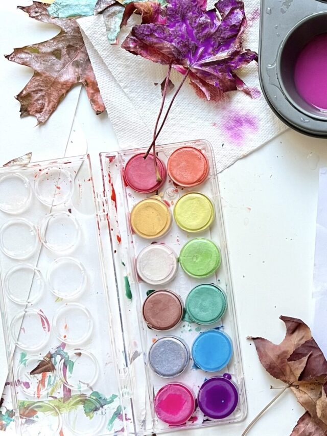 leaf painting pearlescent water colors ooly