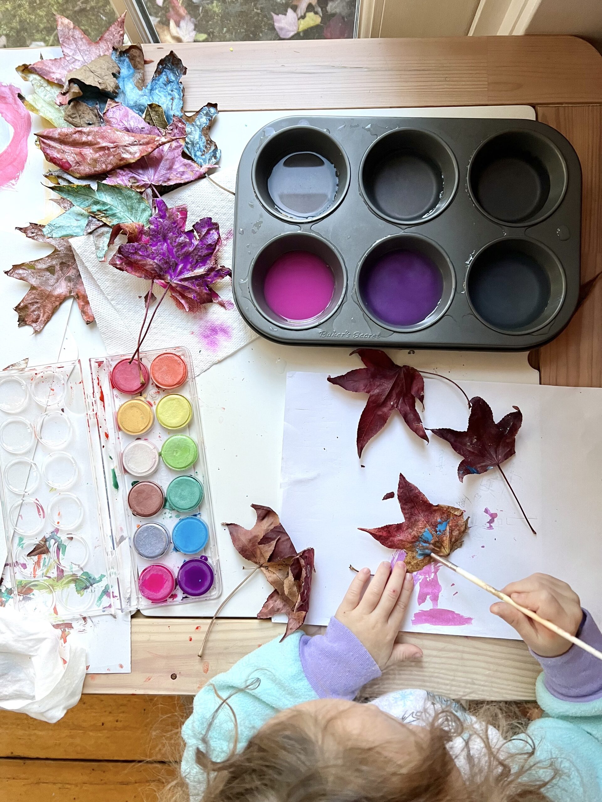 leaf painting pearlescent water colors ooly